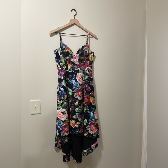 Aidan Mattox Floral Print Fit & Flare High-Low Semi Formal Sundress Size 4 - Picture 4 of 9